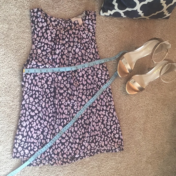 Floral sleeveless top sz S - Picture 3 of 6